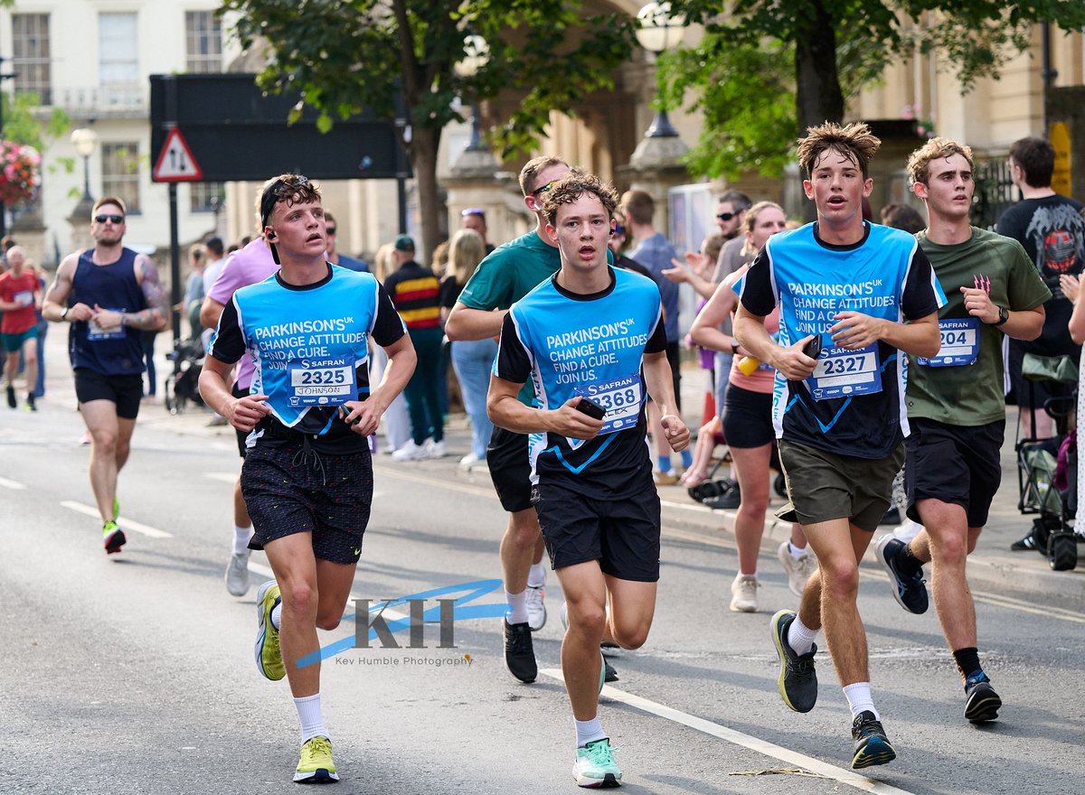 KevHumblePhoto's tweet photo. What a great morning in Cheltenham today with the half Marathon &amp; 10K, its meant so many more images to go through and there's Saturdays FA Cup football still to do! and that was a LOT! ⚽️📷
Here's 4 from today..
@runcheltenham @sueryder @UKNikon https://t.co/Qccygp7SAn