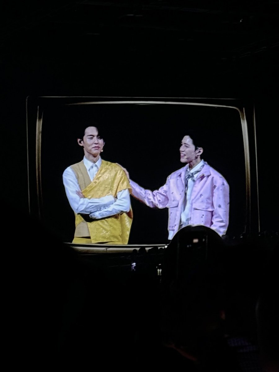 BomDanuphop's tweet image. หลวงพี่กิ้น โอ้ยย 🤣🤣🤣🤣🤣
#DoubleTrouble_D2 #bbillkin
#DoubleTroubleConcert
