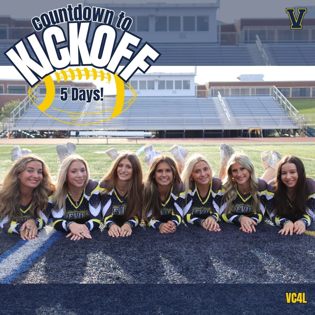 VCSCheer_VVC's tweet image. 🏈 to the dome we go ! @VictorBLDevils @VictorFootballB