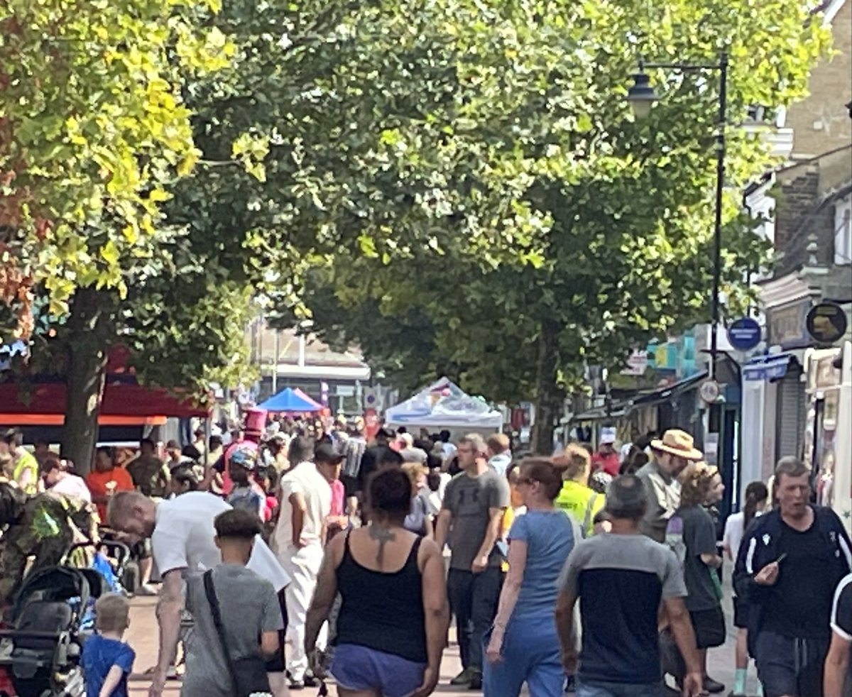 Louwella Prenter tweet media