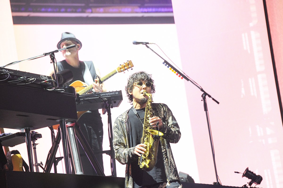 hikki_staff's tweet image. HIKARU UTADA
SCIENCE FICTION TOUR 2024
遂に閉幕

約2か月間に及ぶツアー
おかげさまで無事に完走することができました。

まだまだ続く25周年
これからもどうぞよろしくお願いいたします。

スペシャルゲストの
アオイさん　ツキさん　MELRAWさん
ありがとうございました。

Photo by…