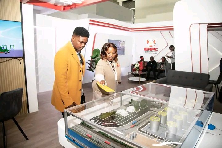 ENPC_Eswatini's tweet photo. Join us at Hall 1 to discover the exciting offerings of the Eswatini National Petroleum Company (ENPC) and Phephile Gas. We look forward to continue serving our customers as we start Day 3, see you soon.
#fuellingconfidence #phephilegas #EITF https://t.co/9C4IMZ9av5