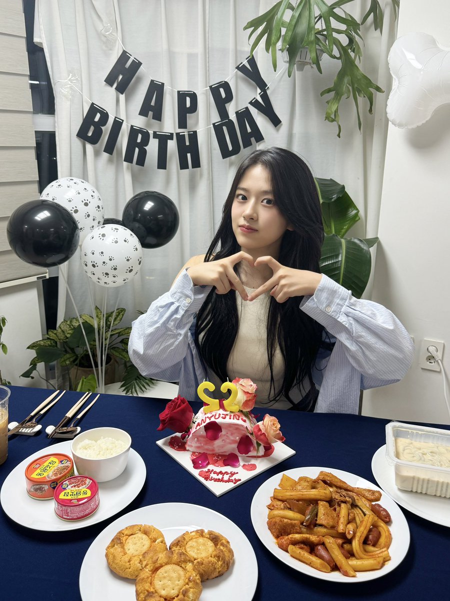 IVE OFFICIAL tweet media