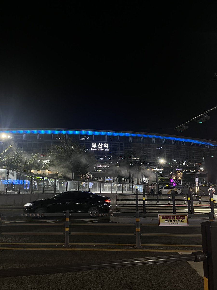 whwehla2's tweet image. 부산 갔다옴
