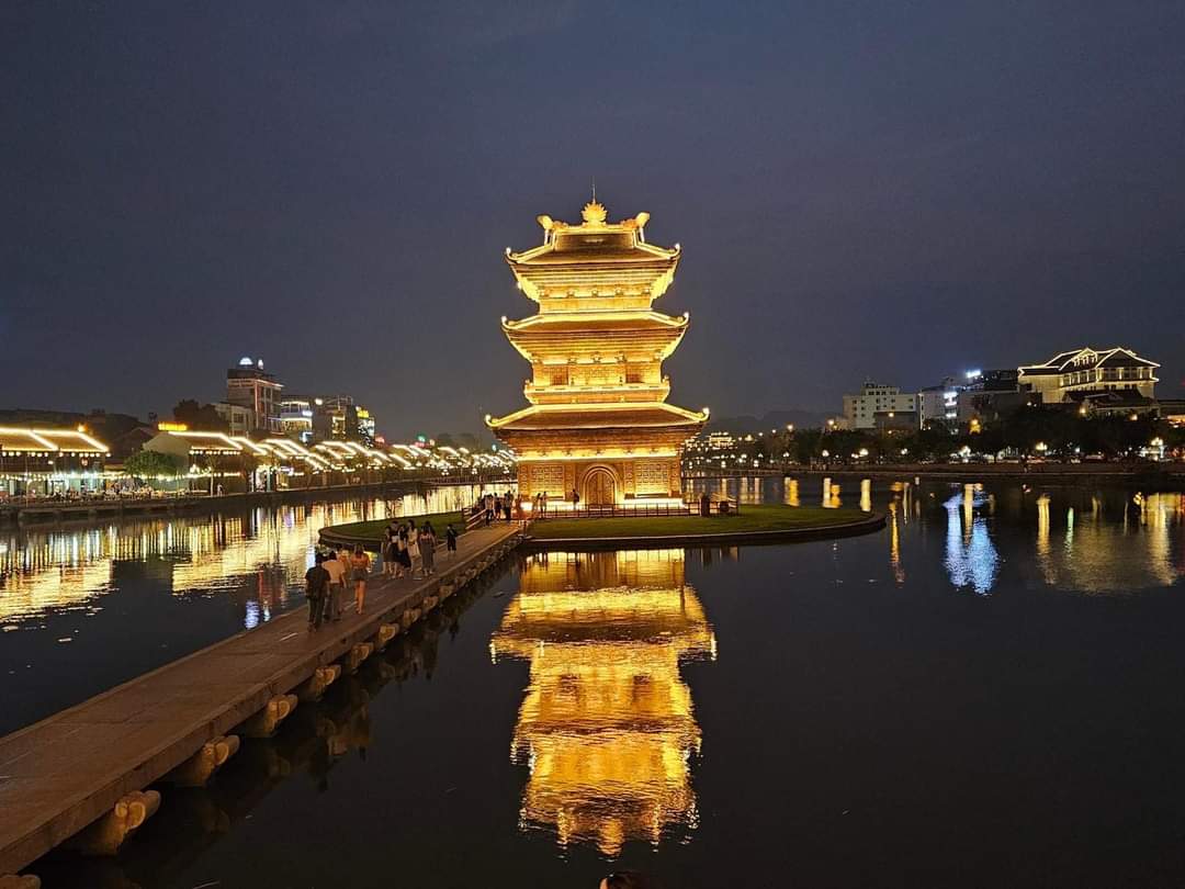 Mr_Tuti9x's tweet image. 🔸Good Evening X-Fam
🔸Stay blessed 
🔸Visit or Skip ?
#NinhBinh #Vietnam