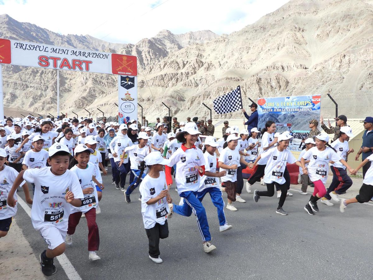 firefurycorps's tweet photo. A Mini Marathon was conducted by #IndianArmy at Karu on 01 Sep 2024 on the occasion of #SilverJubilee of #FireFuryCorps. The event witnessed participation of more than 600 children from 10 schools from Leh in the 5 KM run with the theme of Fit India & Catch Them Young. 

GOC #TrishulDivision flagged off the event & felicitated the winners.

#CatchThemYoung 
#FitIndia
#CivilMilitaryFusion 
#Ladakh 
#SundayWellSpent

@adgpi
@NorthernComd_IA 
@prodefleh 
@lg_ladakh 
@ANI