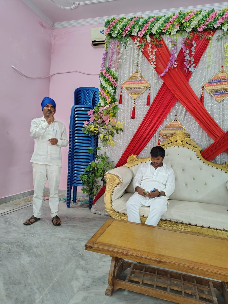 ErSunnyRao's tweet photo. 11 सितंबर दिल्ली चलो...✊✊

आज गोरखपुर मण्डल कमेटी द्वारा संचालित आरक्षण बचाओ महा आंदोलन की बैठक संपन्न हुई।

जिसमे गोरखपुर मण्डल के तमाम पधाधिकारी एवं कार्यकर्तागण उपस्थित रहें।

@BhimArmy_BEM @BhimArmyChief @VinayRatanSingh https://t.co/mm3neAIILp