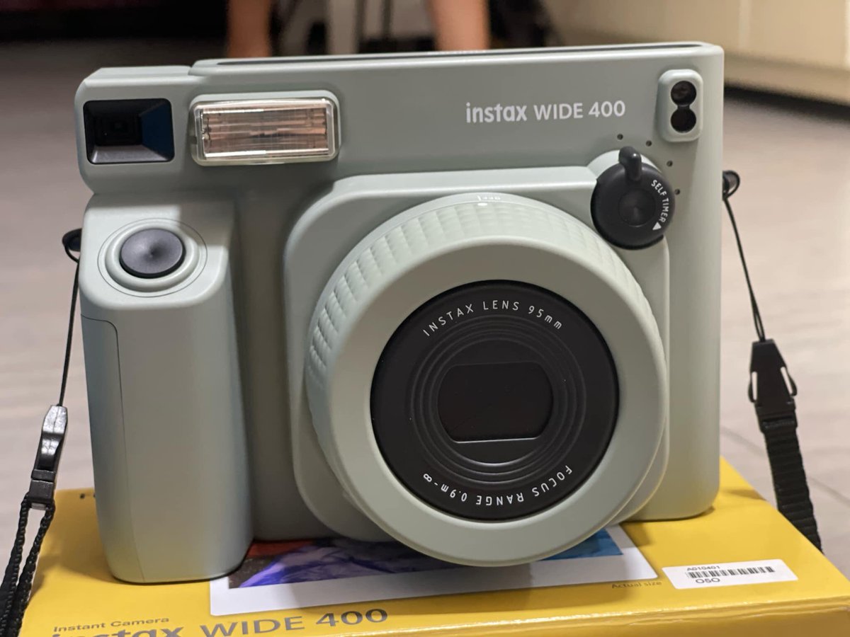 rosiebliiss's tweet photo. wts lfb ph | instax 📸

Fujifilm instax wide 400

Php 9,000 

• Good as new (bought this last aug 2024)
• used twice
• with free 2 set of instax film
• payo
• mop: gcash/maya/bdo
• mod: lalamove 

📍Deparo, Caloocan City

🏷️ instax camera film picture https://t.co/MdEgeIllcT