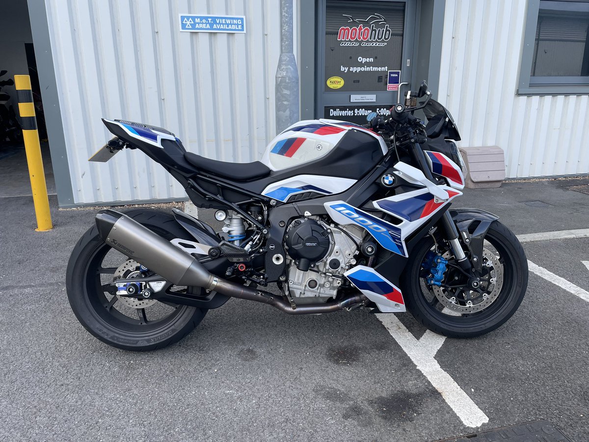 New stock ready this week, the BMW M1000R. It has massive wings!!
with 6000 miles the condition it spot on, viewing welcome at our Stoke on Trent showroom. 
£14,995
📧sales@moto-hub.co.uk
#bmw #bmwm1000 #bmwm1000R #m1000R #necktraining #wings #aero #motorcycle #speed