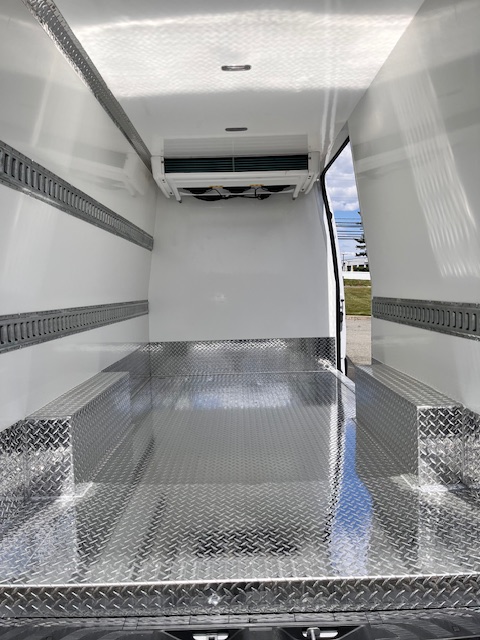 eliztruck's tweet photo. Another new Mercedes-Benz Sprinter van
converted by the team at ETC of Matawan to a
refrigerated van. It’s picture perfect and cool as a
cucumber!
#etcofmatawan #reefervanconversions #reefervans
#elizabethtruckcenter https://t.co/eSZI6RVVfn