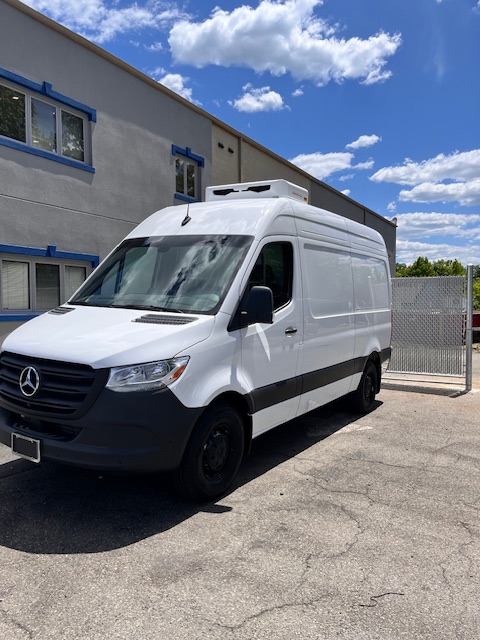 eliztruck's tweet photo. Another new Mercedes-Benz Sprinter van
converted by the team at ETC of Matawan to a
refrigerated van. It’s picture perfect and cool as a
cucumber!
#etcofmatawan #reefervanconversions #reefervans
#elizabethtruckcenter https://t.co/eSZI6RVVfn