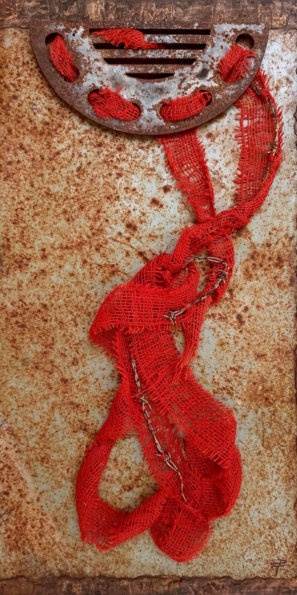 Els desastres de la guerra (80x40 cm).  Ferro rovellat, resines minerals i acrílic.  instagram.com/ponstello/ #abstractart #artabstracte #artbarcelona #artcatala #artcontemporani #artebarcelona #artofwoman #artsplastiques #artwoman #catalanartist #mujeresartistas #womenart