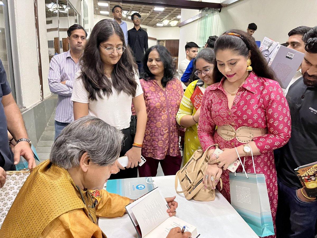 taleofatrend's tweet photo. Absolutely amazed and deeply delighted  to see my picture shared by Dr. Shashi Tharoor on his Twitter, capturing the excitement of the book signing moment for *A Wonderland of Words*! 

Being recognized among such enthusiastic readers is a memory I will cherish forever. https://t.co/FrhKIbvDdg