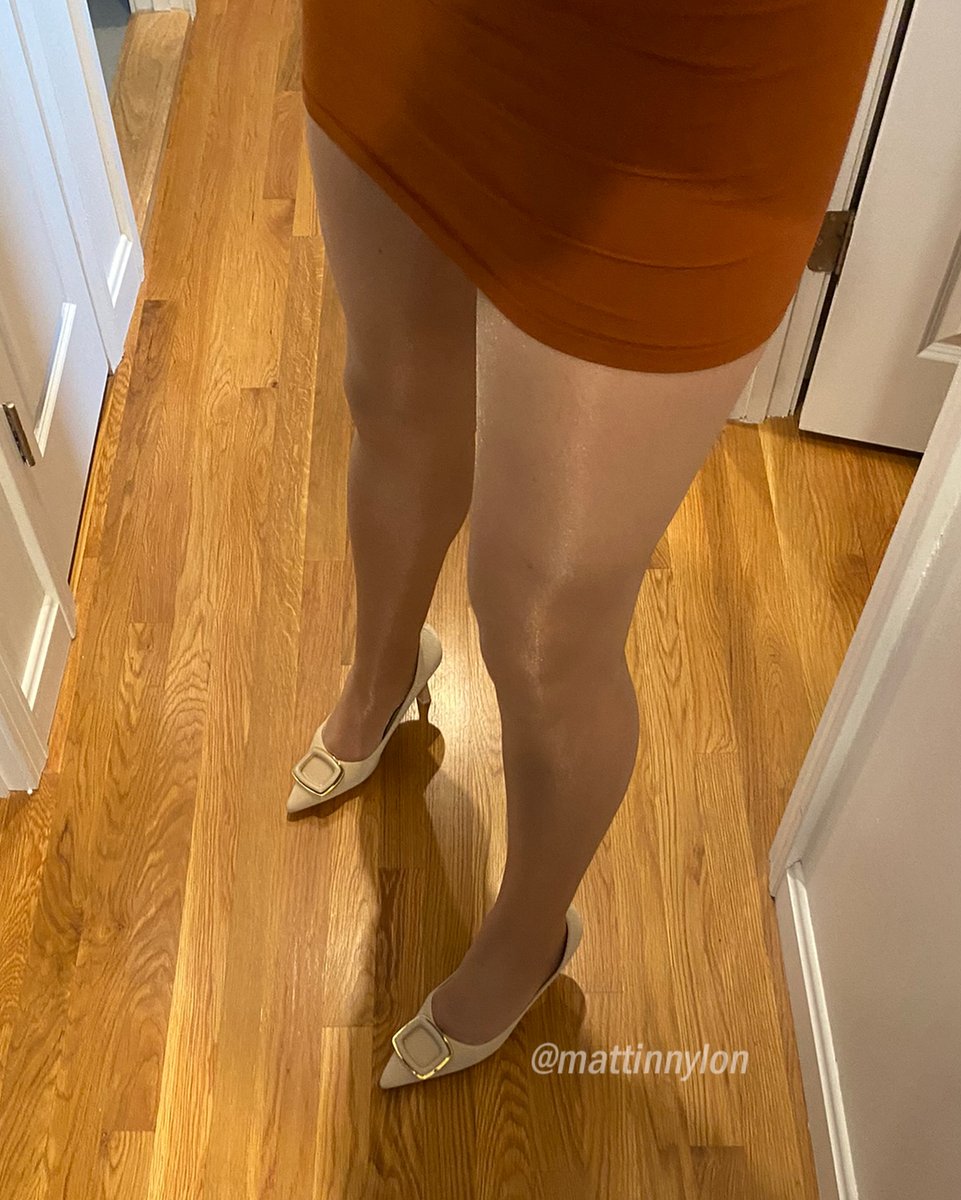 mattinnylon's tweet photo. Wolford Satin Touch 20 tights in Fairly Light
#nylonfetısh https://t.co/h3o69vKW1M