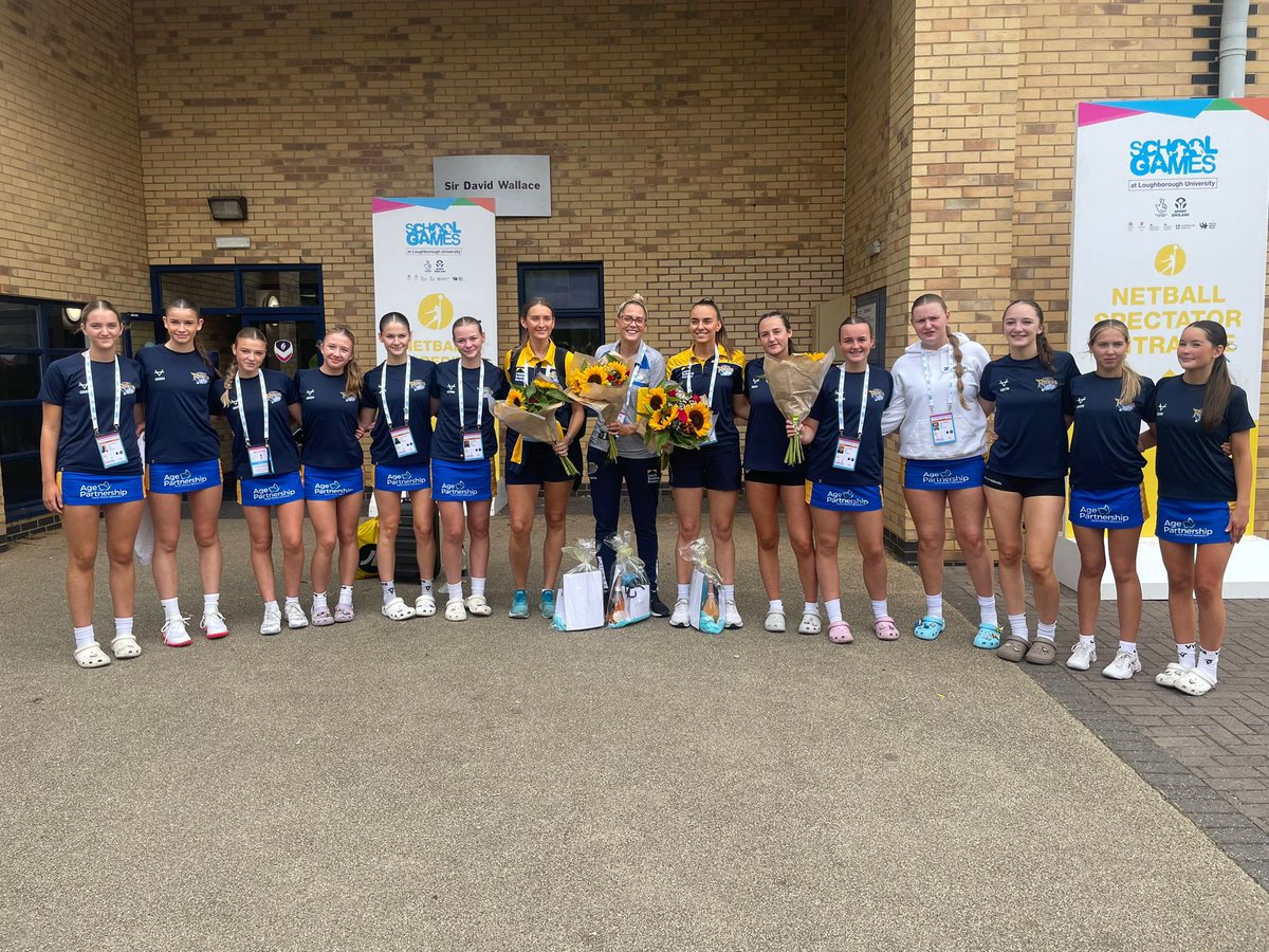 Alice Rawsthorne tweet media