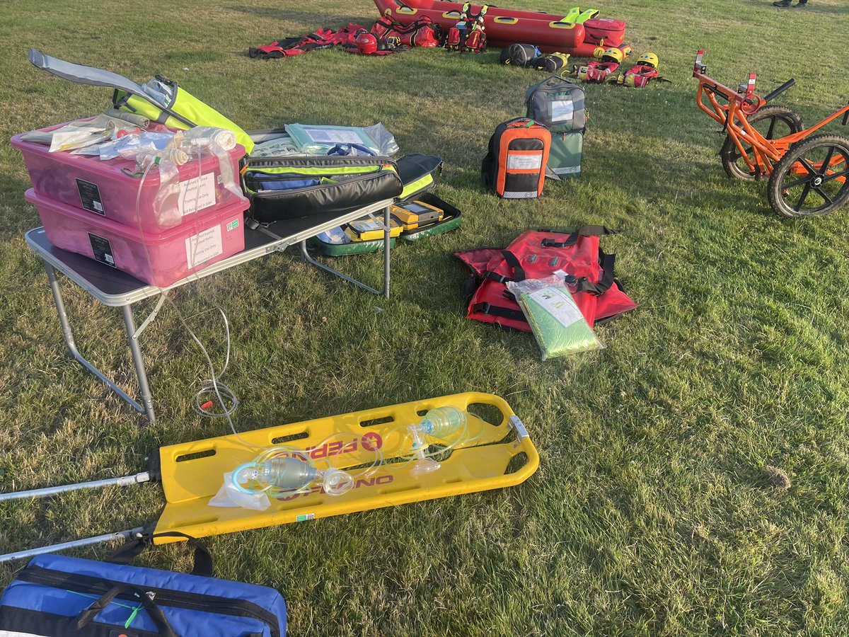 LeicSAR_CFR's tweet photo. The team has been busy covering @LeicsCountyHall #BeaumanorHall Summer Fate over this marvellous weekend. They also held Show and Tell Events at @leicspolice headquarters, where they showcased RESCUE's capabilities. #firstaidcover #medicalcover #searchandrescue https://t.co/71kxme0EB2