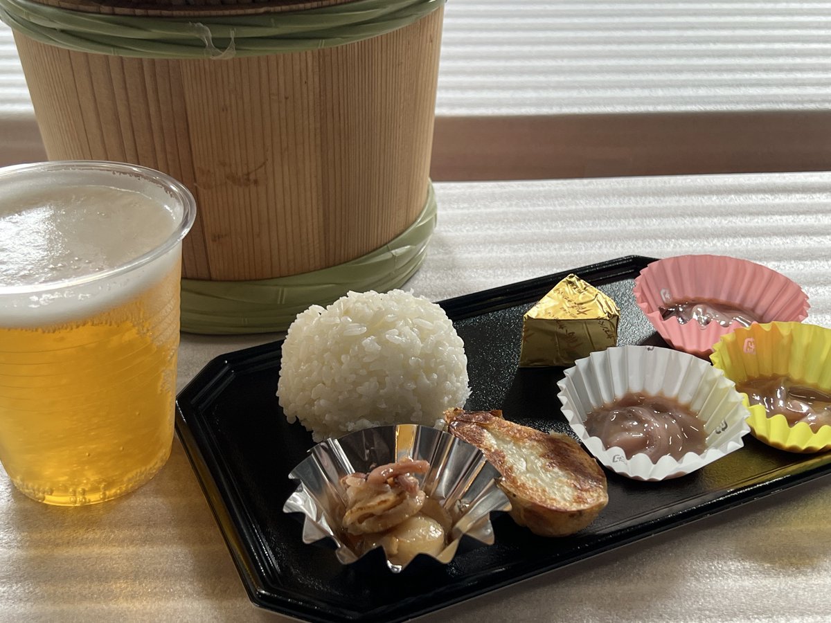 onotencho's tweet photo. 秋の「函館西部地区バル街」。
今回は、#LRTacos&Localdishes ➡️#WhiteSeedx彩辛 ➡️#hakokitchen(不参加店) ➡️Cafe&Deli #MARUSENwithマグ女 ➡️#のらいぬ ➡️#小田島水産食品株式会社
#バル街 #函館西部地区バル街 https://t.co/THZHv4RJqq