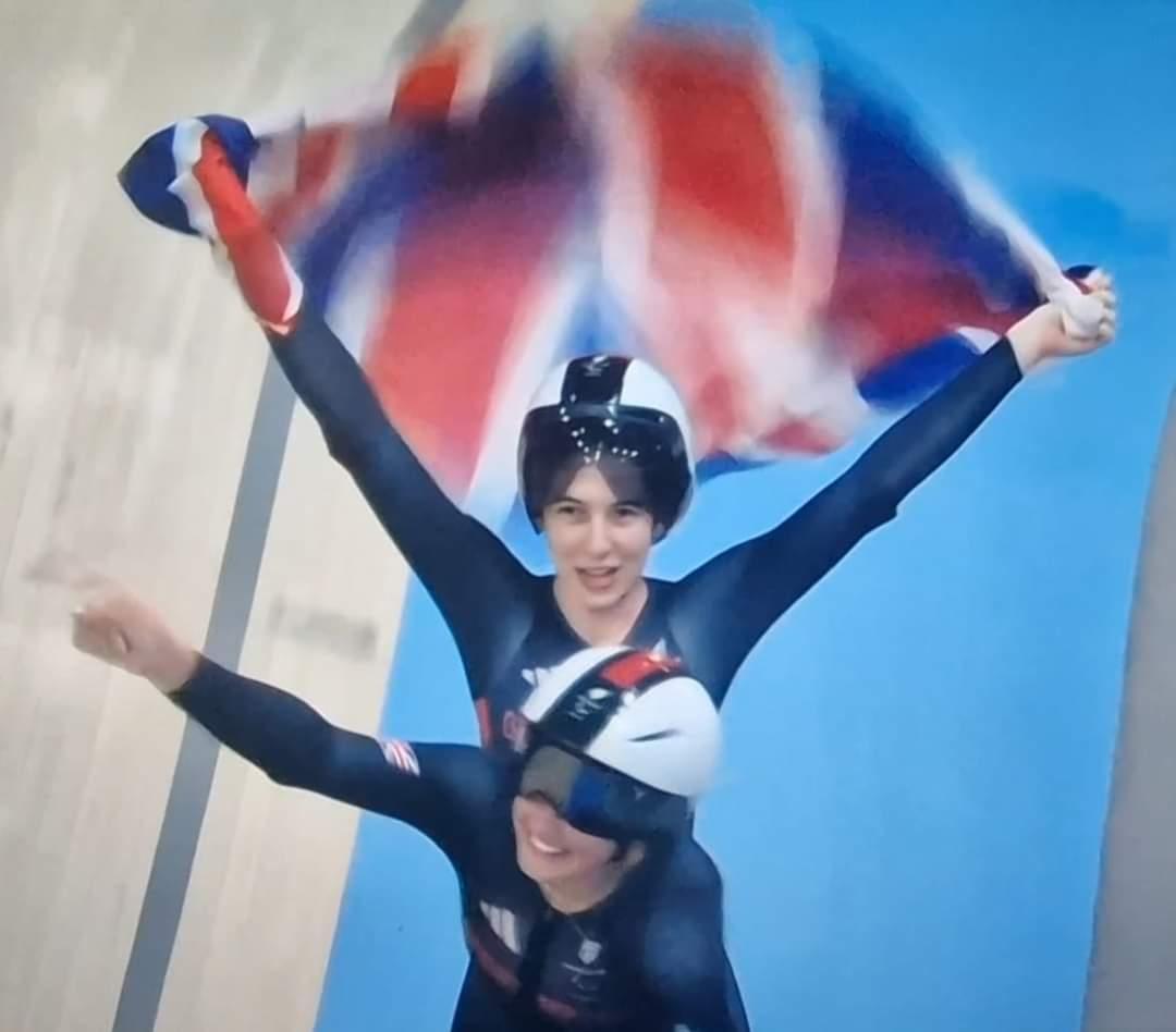 Congratulations Sophie!! Olympic Champion and World Record Hder.
Everyone at the club is Super Proud 🥇🥇
<a href="/OlympicCh_pt/">Olympic Channel</a>