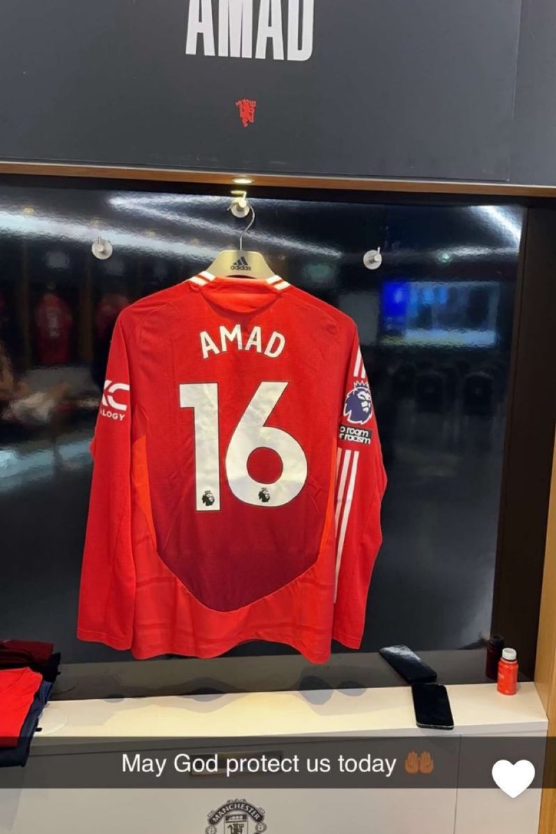 KeanoSays's tweet image. Amad scored last game. 
Amad won player of the month. 
Amad won us the game vs Liverpool in the FA CUP. 

Yet, bums like Rashford start over him. I’ll never understand this. 

#MUFC #MUNLIV