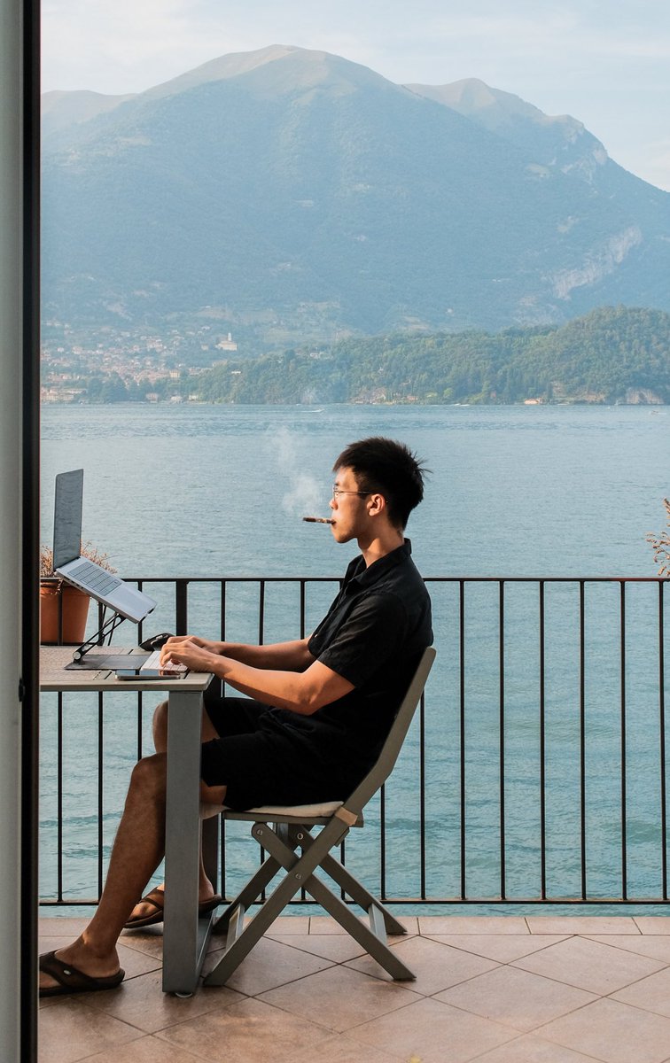 jiasuenlee's tweet image. Locked in.