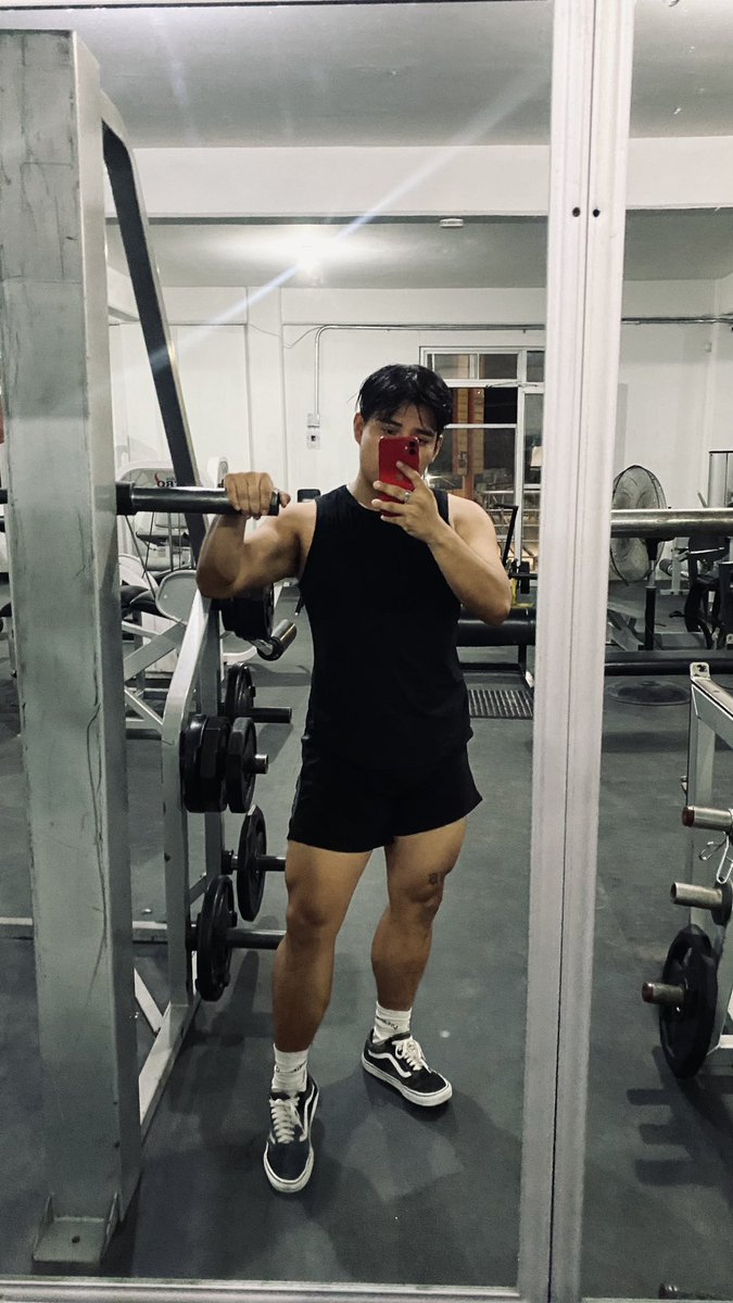 MarioAnba's tweet photo. Ya entrenaron??
#gym #boy #FitnessGoals #sex #photo #hot https://t.co/3jL5Q8urC7