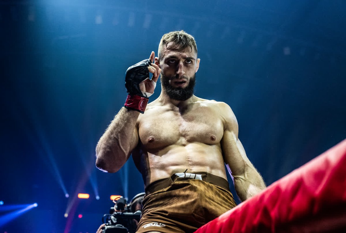 MMABulgaria's tweet image. Срещу кого искате да видите в следващите им битки големите победители от събитието миналия уикенд #BRAVECF 86 - Антон Янчев, Руси Минев и Павел Владев❓

#bravemma #mma #mixedmartialarts #мма #бойниизкуства #бойниспортове #бургас #respect #throwback #compilation #combatsports