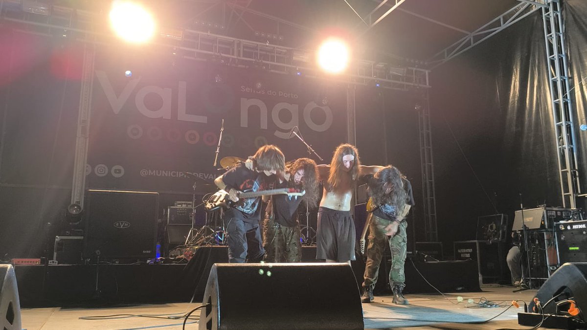 yaatana (@yaatanaofficial) on Twitter photo WHAT A SHOW🗣️🍻 Thank you all for all the support since day one! U guys are freackin’ awesome!
Massive shout out to our friends <a href="/pitchblackpt/">Pitch Black</a> , warout and <a href="/terrorempire/">Terror Empire</a>
And of course, a massive hug to the organisers, excellent work🔥🍻
Next stop: Spain 😈 WHAT A SHOW🗣️🍻 Thank you all for all the support since day one! U guys are freackin’ awesome!
Massive shout out to our friends <a href="/pitchblackpt/">Pitch Black</a> , warout and <a href="/terrorempire/">Terror Empire</a>
And of course, a massive hug to the organisers, excellent work🔥🍻
Next stop: Spain 😈