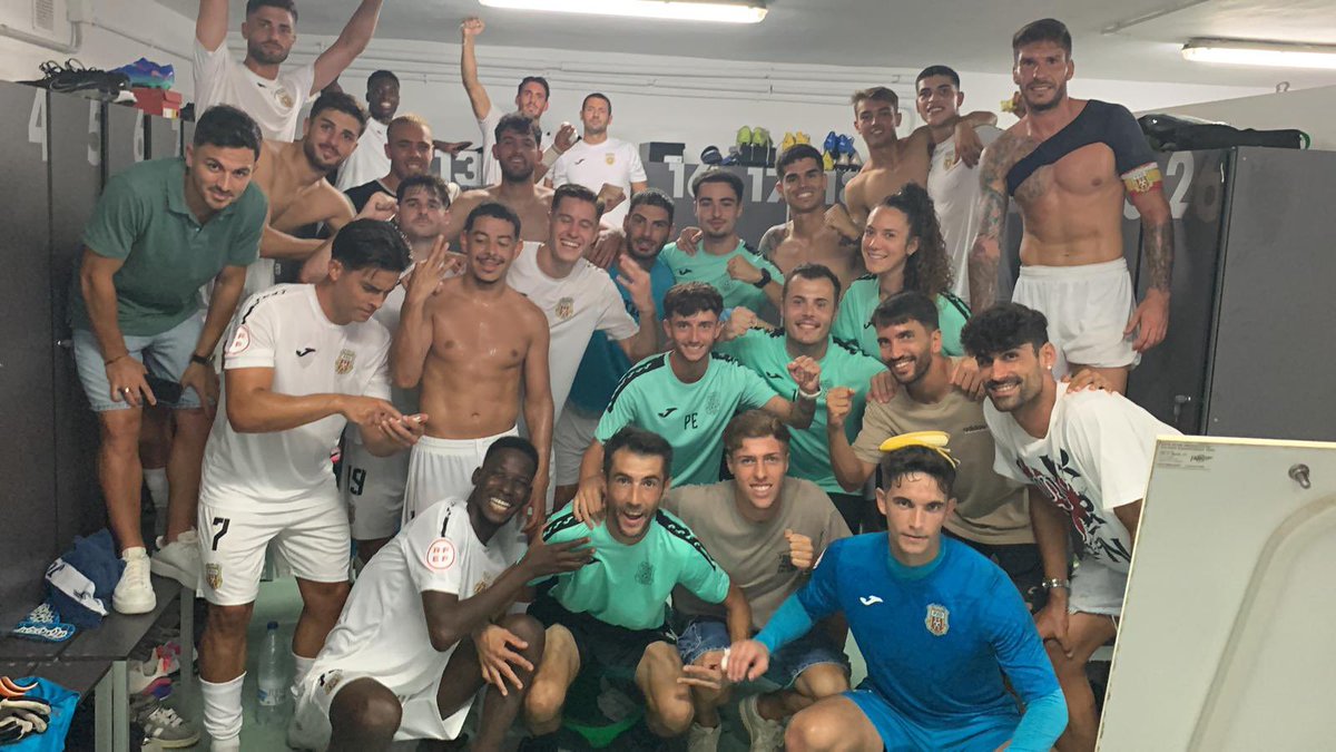 ➕3️⃣!! 🍍🍍

#EndavantPenya #Vamoscontodo #derbi