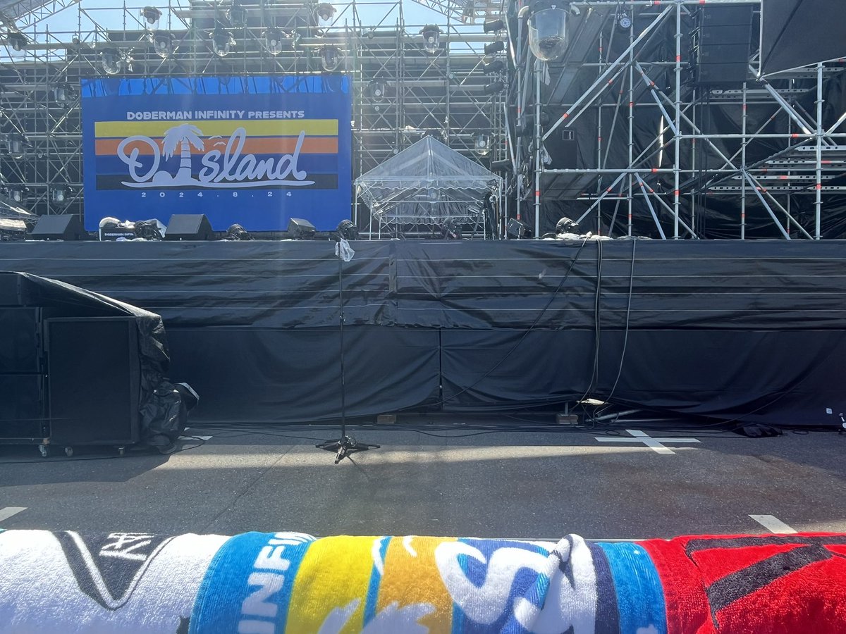 _bbz_tomo's tweet photo. BOT大阪がなかったから先週の
#DIsland 余韻浸ってた🥹

舞鶴フェスにに続いて人生2回目のフェス☀️
バリちゃんに出会わなかったら
フェスの楽しさを知らない人生になるところだった！
この先何回元気に行けるかわからないけど来年も絶対行く🏝️

#BBZFC
#BALLISTIKBOYZ 
#BATTLEOFTOKYO https://t.co/OyhPnKcSKc