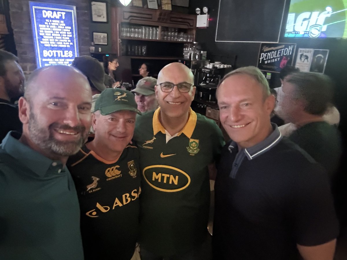 What a great win for the <a href="/Springboks/">Springboks</a> Was nice to watch in New York with #FranciosPienaar, #DavidBerman <a href="/MarcoMasotti_/">Marco Masotti</a> what a nice man. The <a href="/SharksRugby/">The Sharks</a> are in good hands.