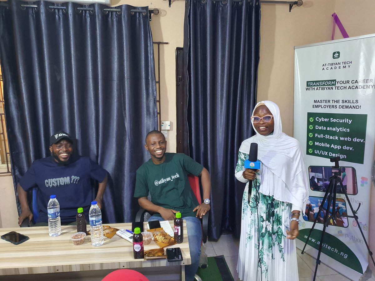 atibyan_tech's tweet image. On August 31st, Atibyan Tech Academy celebrated the graduation of its second cohort, with students embarking on their journey as Fullstack developers. 
#TechGraduation #FullstackDevelopers #AtibyanTechAcademy #TechCareers