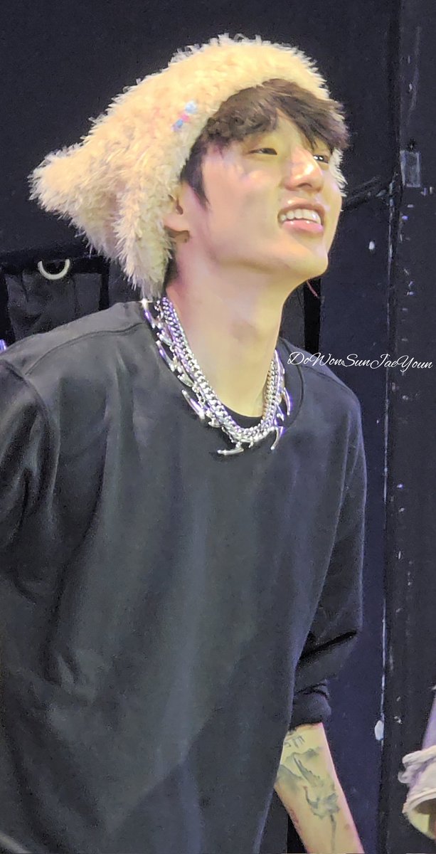 DoWonSunJaeYoun's tweet photo. 09012024
Eaj in Manila
#eajinmanila #wtrsfminMANILA
#EAJ #Jae @eaJPark 💙 https://t.co/u2fSMMOjoz