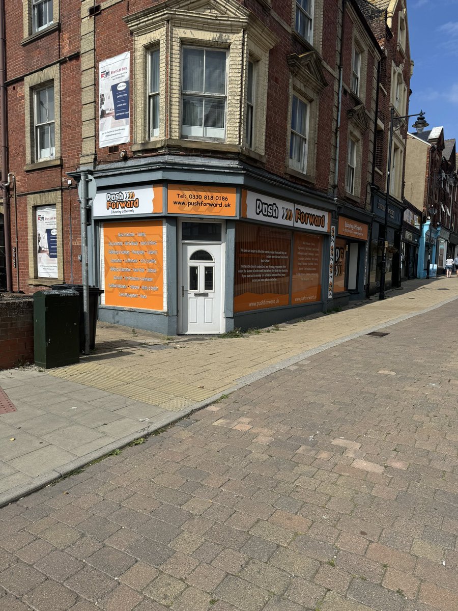 liftloudfordan1's tweet photo. ππ»ββοΈβ€οΈ New venue β€οΈππ»ββοΈ
We are delighted to announce that #LiftLoudForDanny has moved premises and will now be at the Pushforward Education Lowestoft 3 venue at 113 High Street, Lowestoft, NR32 1HN. We will be there from tomorrow for our Monday drop in 10.30 to 12.30. https://t.co/K7BWpAIh1V