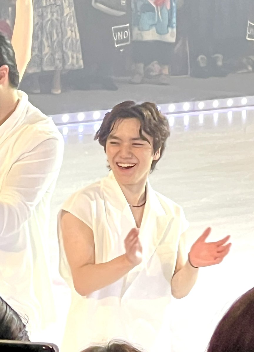 riko28924203's tweet image. ケンジ先生を見て爆笑する昌磨くん😆😆😆