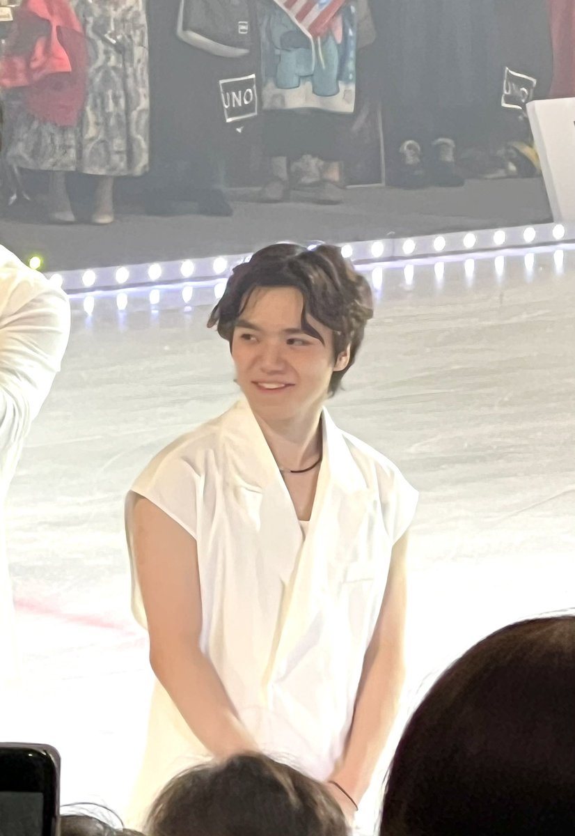 riko28924203's tweet image. ケンジ先生を見て爆笑する昌磨くん😆😆😆