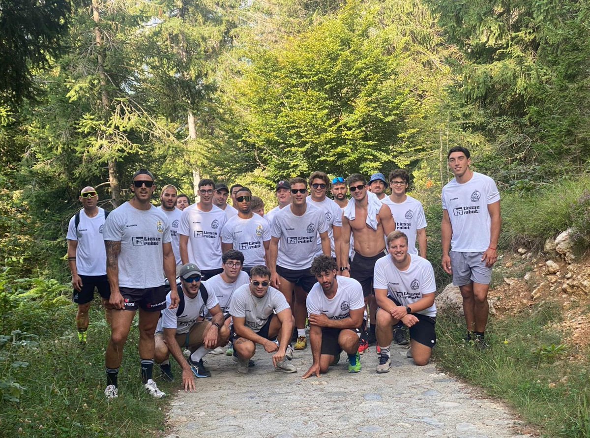 💛🖤👊🏻 𝗧𝗘𝗔𝗠 𝗕𝗨𝗜𝗟𝗗𝗜𝗡𝗚 𝗦𝗘𝗡𝗜𝗢𝗥𝗘𝗦
Day ✌🏻

#ripartiamo #RugbyCalvisano ⚔️
#ForzaCalvisanoSempre 💛🖤