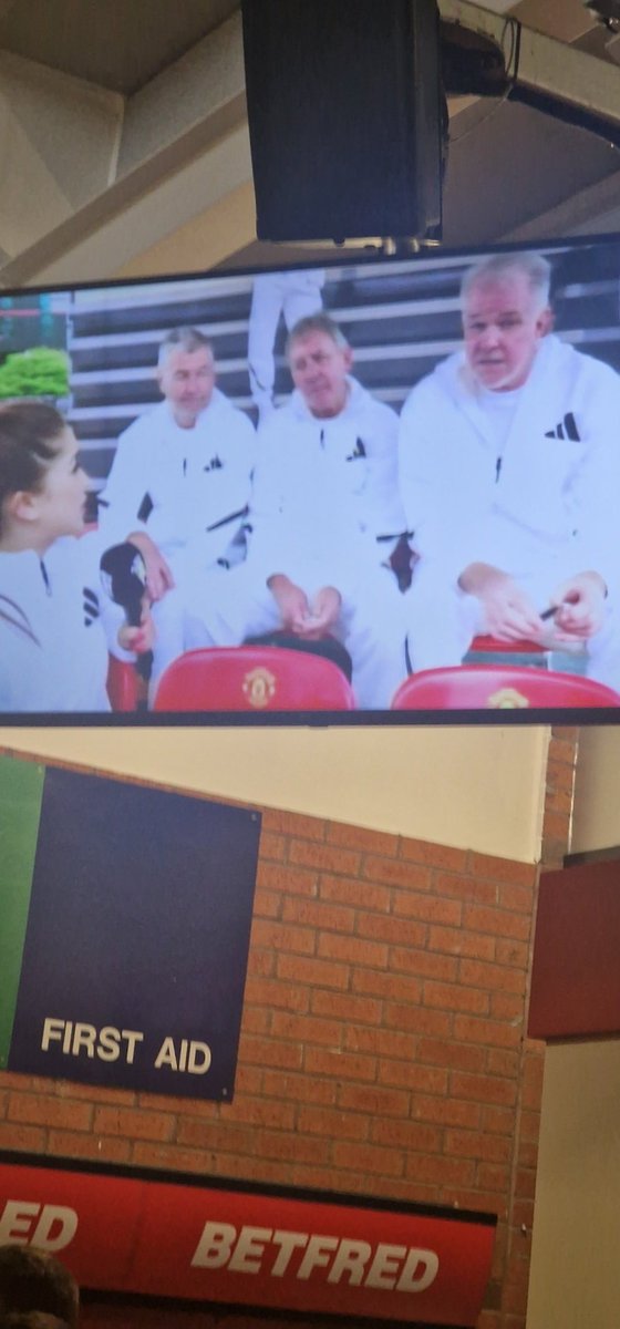 Darren Pearson tweet media