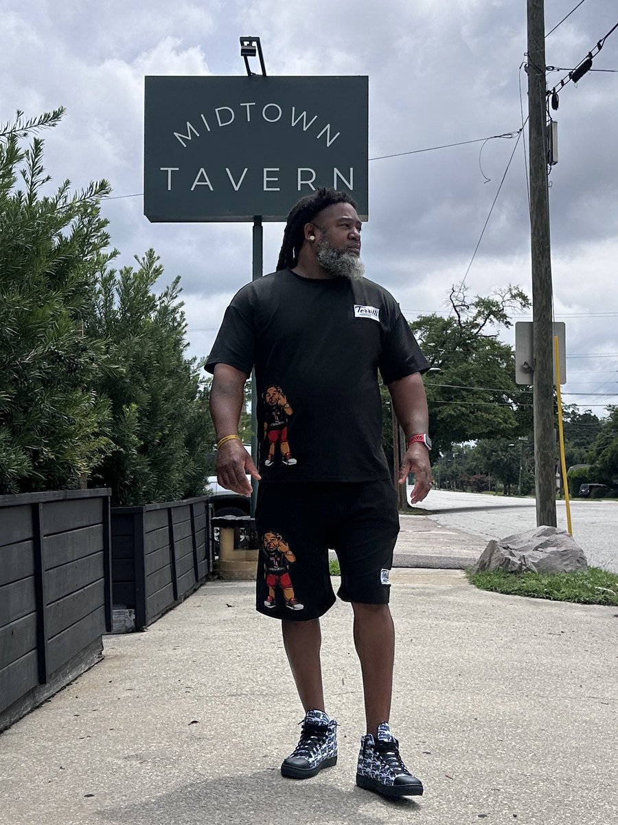 TeddyTerrilli's tweet photo. Florida vibes in these GA streets 🧸 https://t.co/riNTayYJH1
