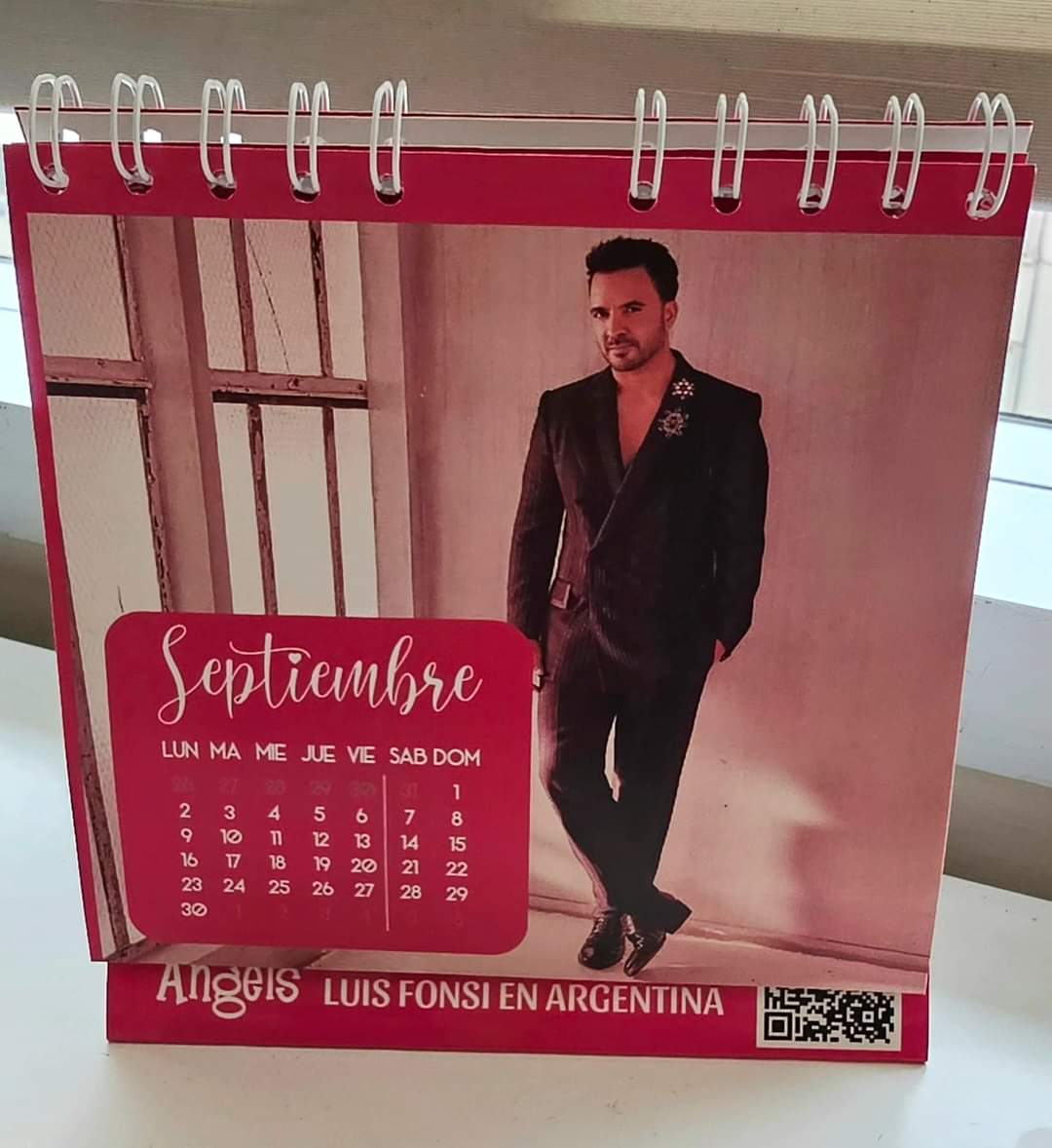 Feliz septiembre! 🌺🌷💐 
<a href="/Fonsisangels/">Fonsi's Angels Arg</a>