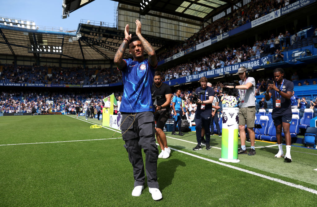 NizaarKinsella's tweet photo. Watching Sancho unveiled and Chelsea struggle to finish - it left a feeling of whether the loanee from Manchester United is really what this club needed to finish off a team like Palace? https://t.co/RHx7dqS3Qr https://t.co/0ONnkGYFEB