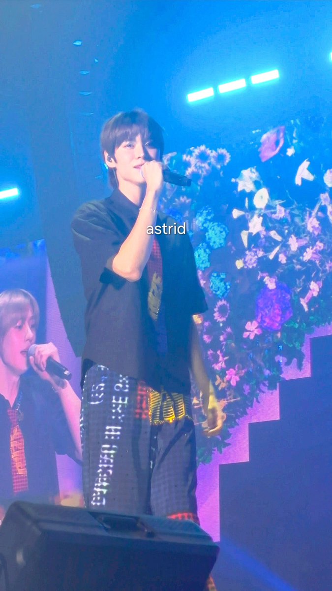 a̲s̲t̲r̲i̲d̲. tweet media