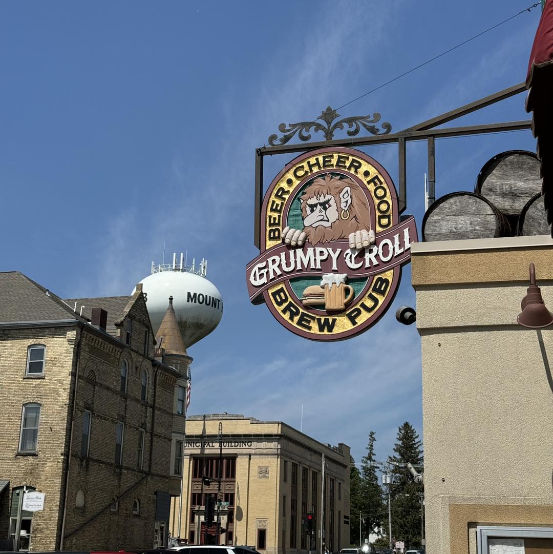 GrumpyTrollBrew's tweet image. The weather is absolutely perfect for a long weekend! Come let us serve you. ♥️