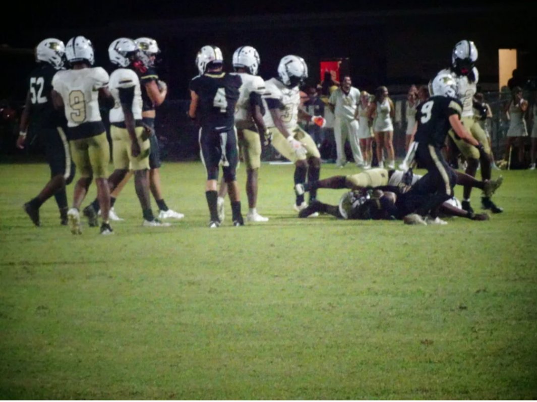 HaliDCameron's tweet photo. Check out my latest!!!
https://t.co/fQOmPhUSqs

#alabamahighschoolfootball #sportsreporter #TWH https://t.co/mEdXqKK1jI