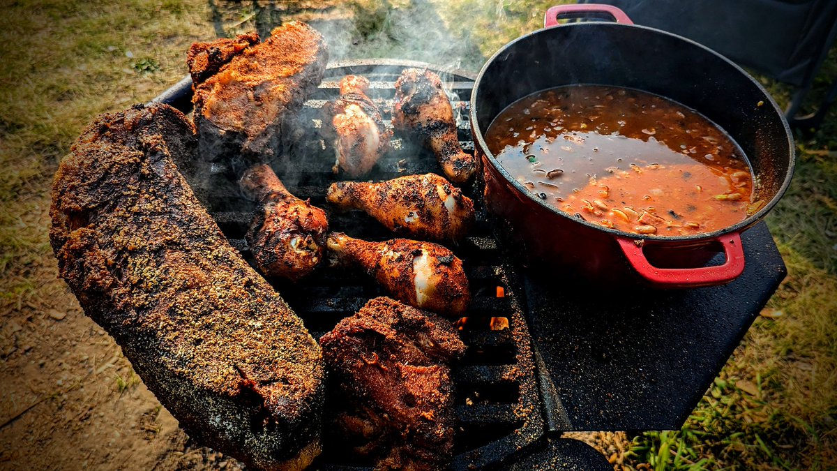 No break for the wannabe chef when camping
#WagyuBrisket
#PorkShoulder
#ChickenLegs
#BBQBeans