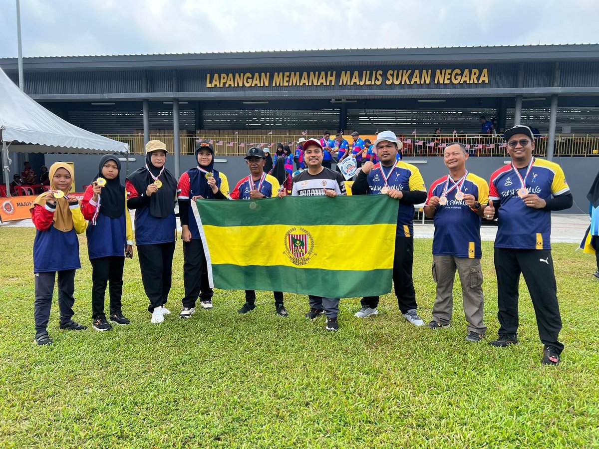 𝗞𝗘𝗝𝗢𝗛𝗔𝗡𝗔𝗡 𝗠𝗘𝗠𝗔𝗡𝗔𝗛 𝗕𝗔𝗥𝗘𝗕𝗢𝗪 𝗞𝗘𝗕𝗔𝗡𝗚𝗦𝗔𝗔𝗡 𝗦𝗜𝗥𝗜 𝟮/𝟮𝟬𝟮𝟰

Tahniah diucapkan kepada semua wakil memanah RELA Negeri Pahang yang diketuai oleh PPgKR Syahril bin Zolkipli,