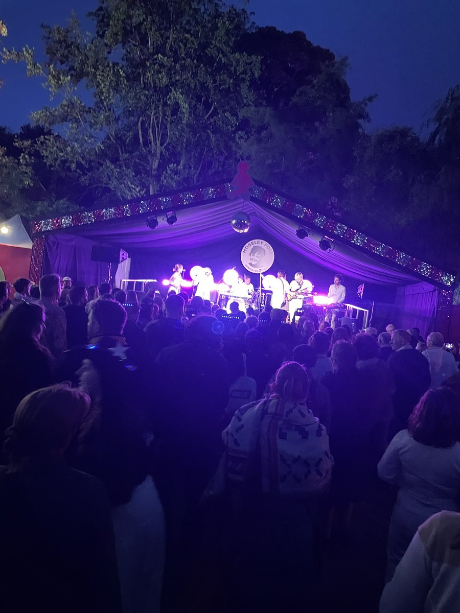 I Choose Birmingham (@ichoosemag) on Twitter photo Moseley Folk. What an absolute dream to have on our doorstep <a href="/moseleyfolk/">Moseley Folk & Arts Festival</a> Moseley Folk. What an absolute dream to have on our doorstep <a href="/moseleyfolk/">Moseley Folk & Arts Festival</a>