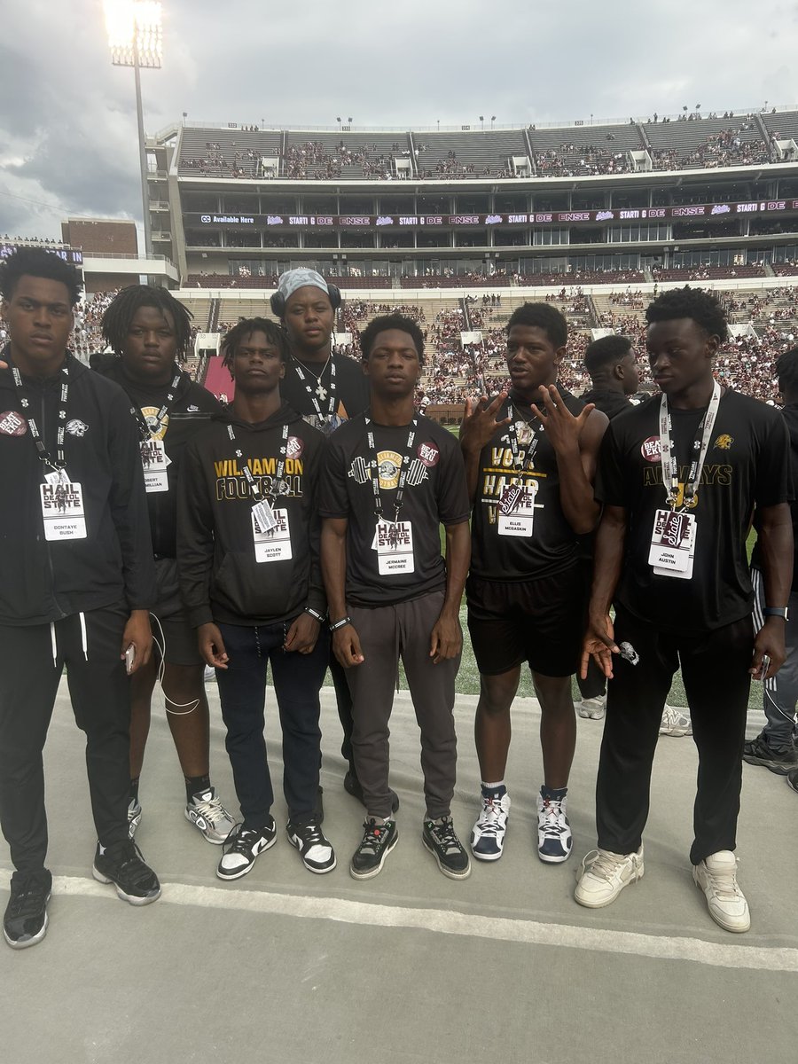 Had a great time in starkvegas yesterday🐶 #HailState