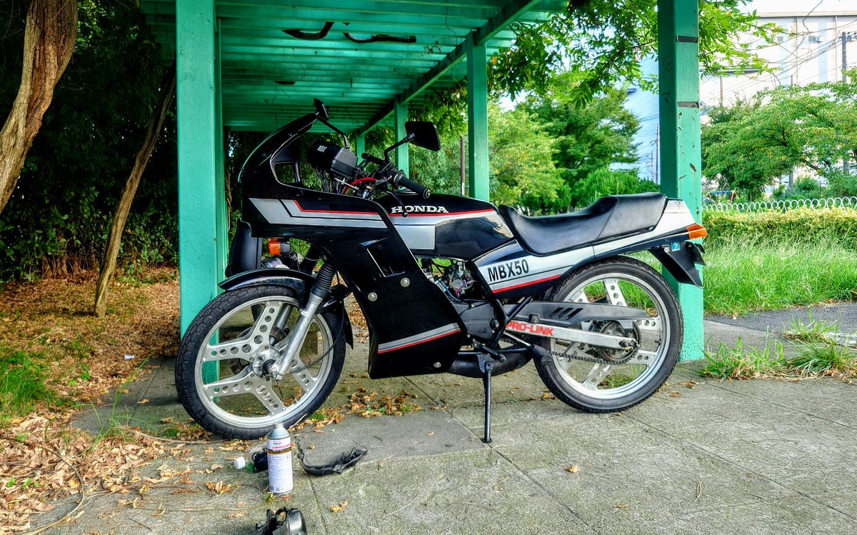 hero_au_'s tweet photo. いいバイクに仕上がったわ^^✨
#MBX50 https://t.co/nhUzFW75YX