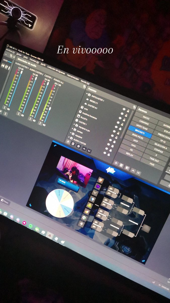 En vivooo de sorteo de los Playoffs en el Twitch de la <a href="/LeagueBlueT/">League Thunder</a> : twitch.tv/leaguethunders