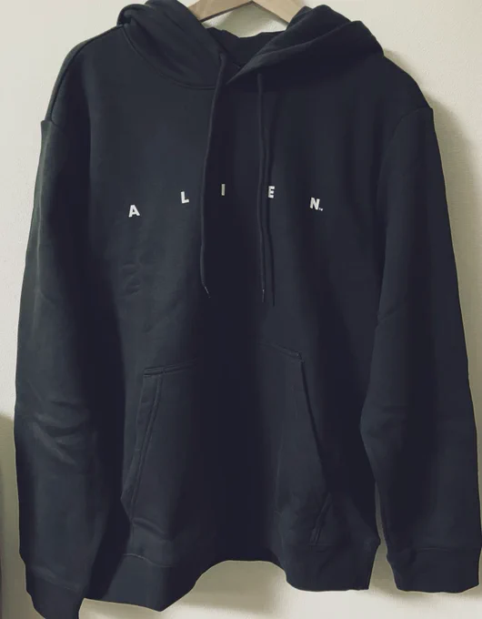 グッズ販売は無かったけどエイリアンパーカーは買えた。 